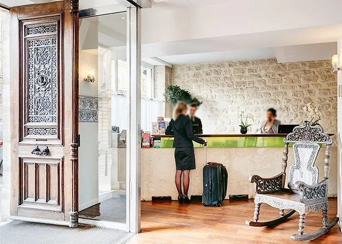 Lorette - Astotel Hotel